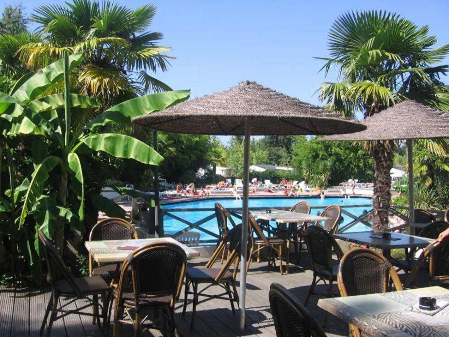 Kampaoh Mezos Hotel Екстериор снимка